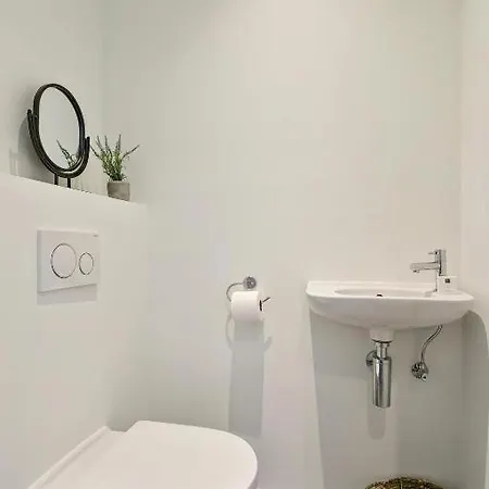 Unique With 4 Bedrooms Near The Beach! T100 * Ostend