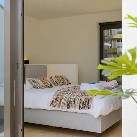 Unique With 4 Bedrooms Near The Beach! T100 * Ostend
