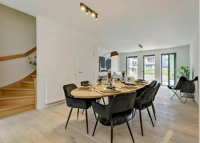 Unique With 4 Bedrooms Near The Beach! T100 * Ostend