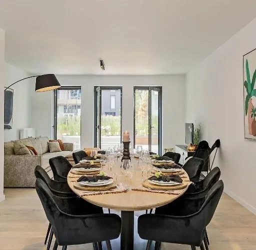 Casa de Férias Unique With 4 Bedrooms Near The Beach! T100 Ostend